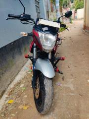 Suzuki Gixxer Dual Disc Dual Tone